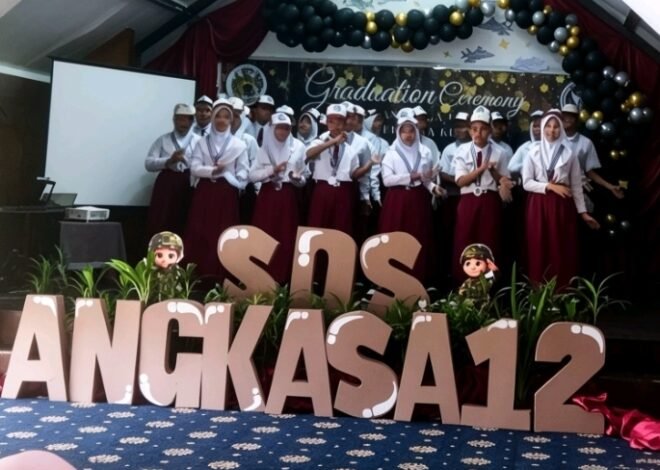 Wisuda SD Angkasa 12 Berlangsung Meriah, Kepala Sekolah Pesankan Jaga Nama Baik Almamater