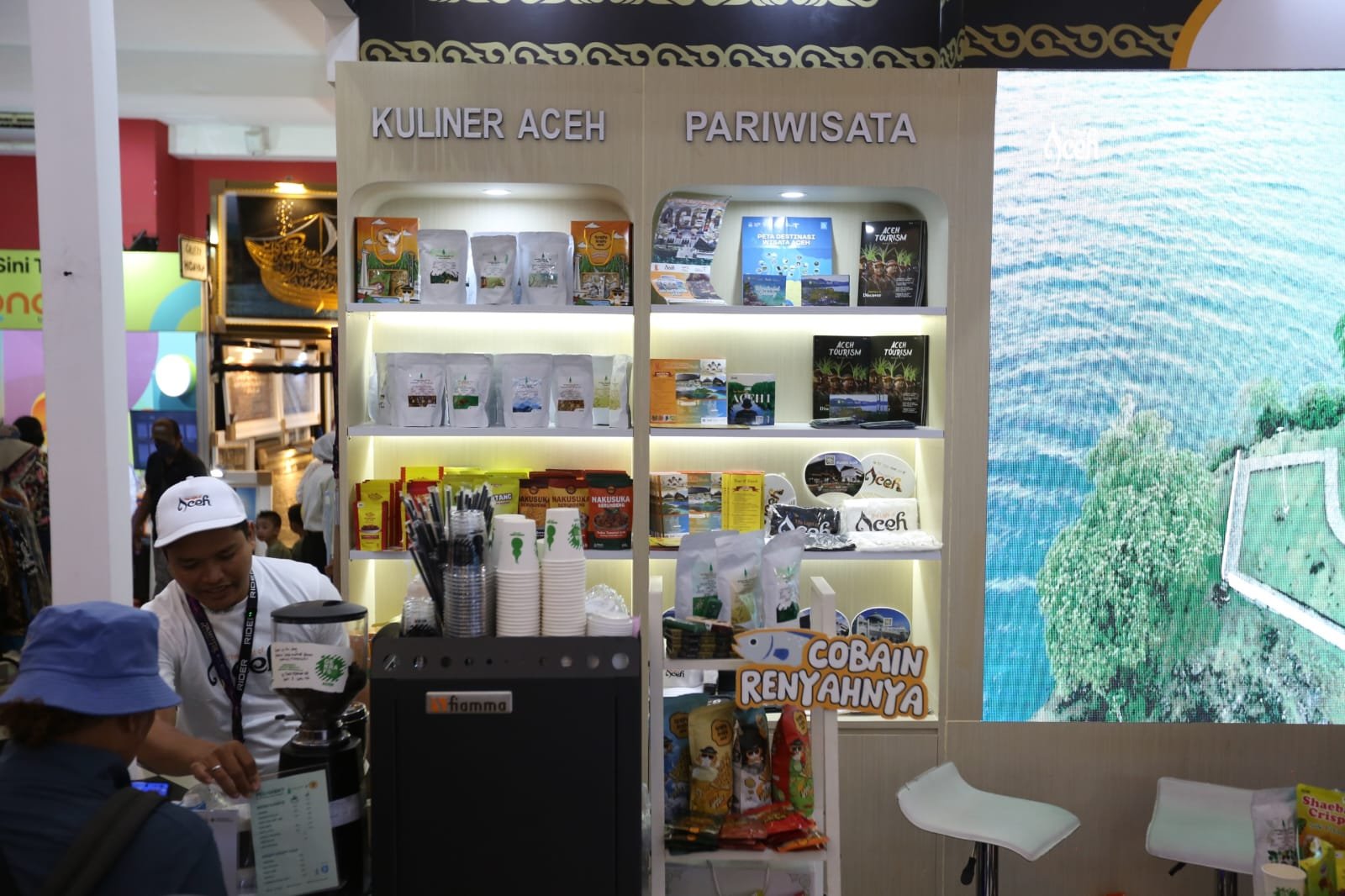 Produk Lokal Makin Dilirik! UMKM Daerah Sukses Curi Perhatian di Jakarta Fair 2026