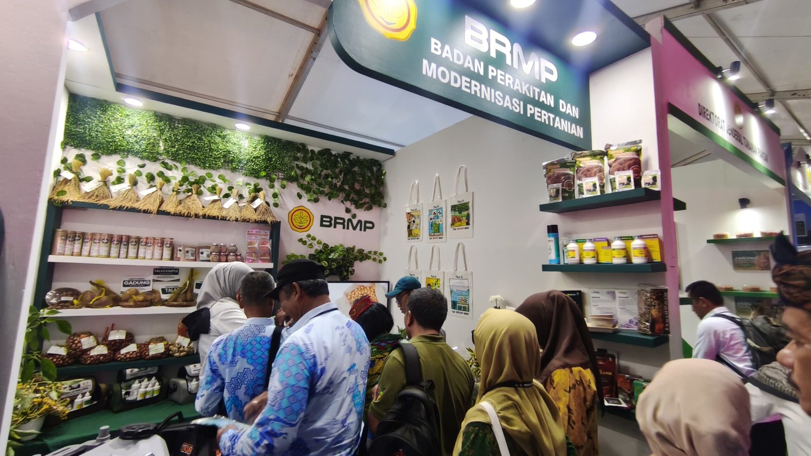 Ribuan Investor dan Pelaku Usaha Padati PENAS XVII 2026 di Gorontalo