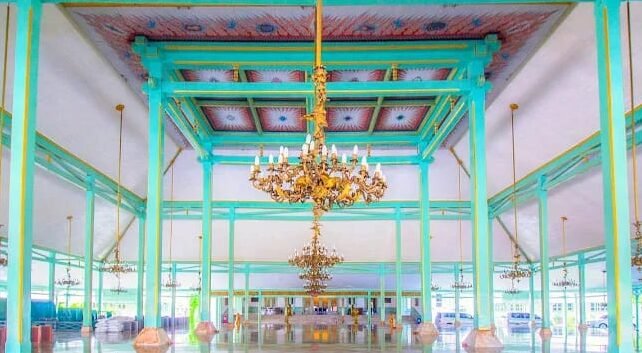 Pura Mangkunegaran, Perpaduan Megah Arsitektur Jawa dan Eropa yang Memikat Wisatawan di Solo