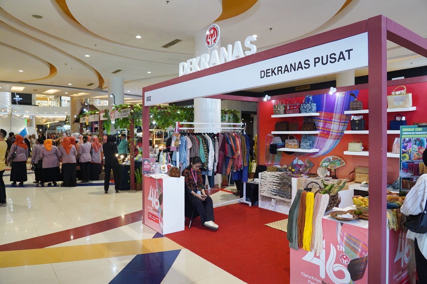 Produk Lokal Jadi Magnet HUT Dekranas 2026, Lokan Krispi Aceh Singkil hingga Kerajinan Papua Perluas Pasar Ekonomi Kreatif