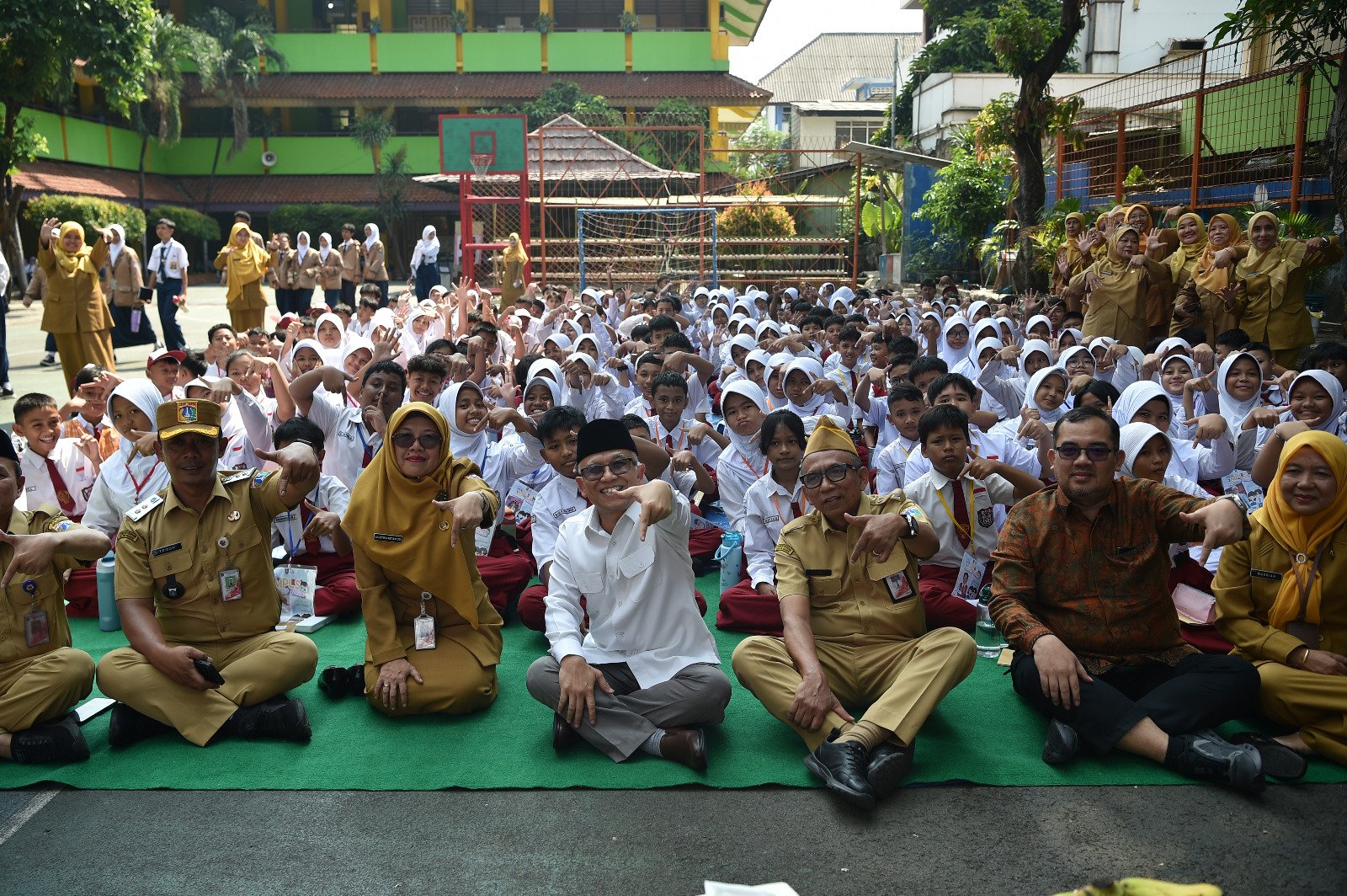 MPLS Ramah Menjadi Langkah Awal Membangun Karakter Peserta Didik di Lingkungan Sekolah