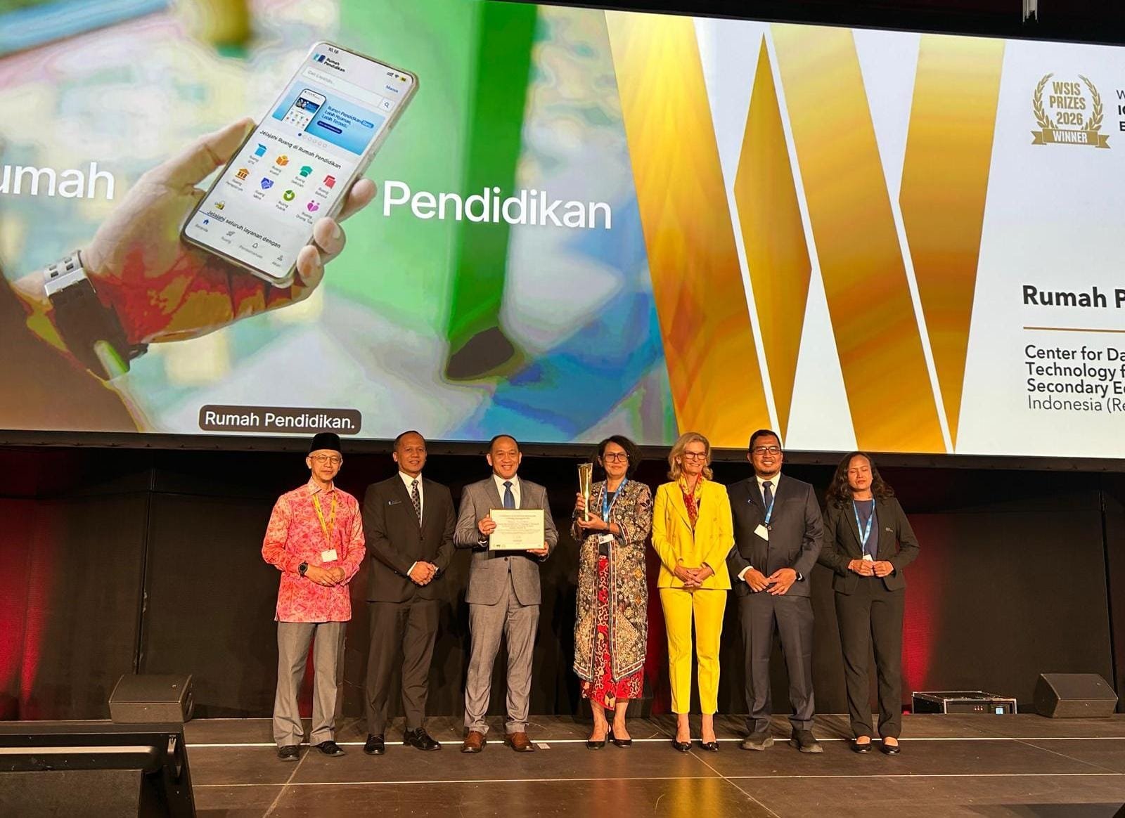 Rumah Pendidikan Raih Juara Dunia WSIS Prizes 2026, Bukti Transformasi Digital Pendidikan Indonesia Diakui Global
