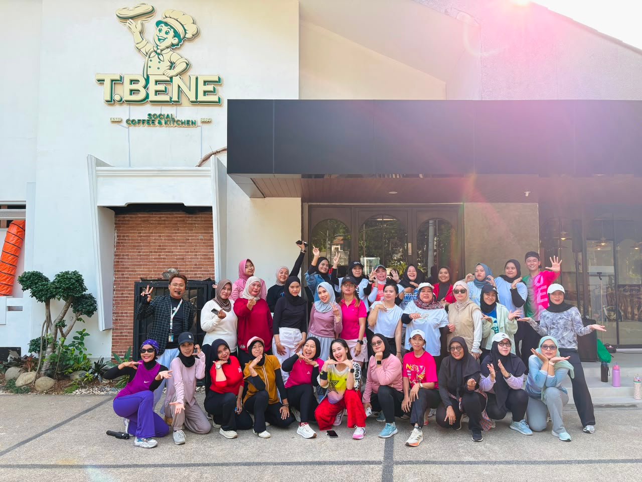 Puluhan Peserta Antusias Ikuti Move, Sweat & Smile di Tbene Social Coffee & Kitchen