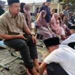 Prosesi Basuh Kaki Orang Tua Iringi Penyambutan Santri Baru Ma'had Darulhusna 2026/2027