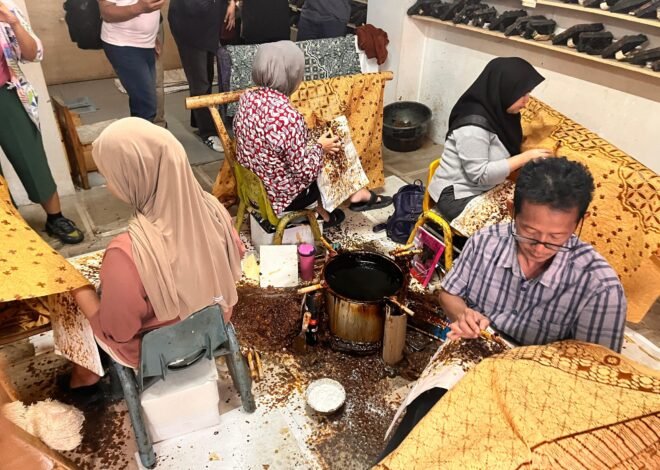 Rumah Batik Komar, Memadukan Inovasi Teknologi dan Pelestarian Batik Indonesia