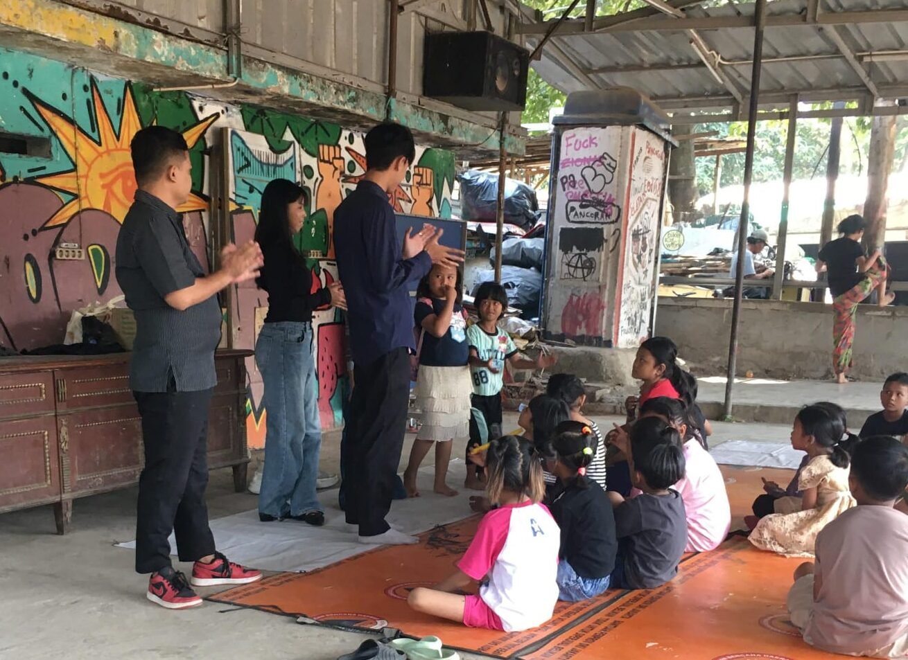 Rumah Belajar August Hamonangan Dorong Literasi Digital Anak-anak di Kawasan Marginal Jakarta