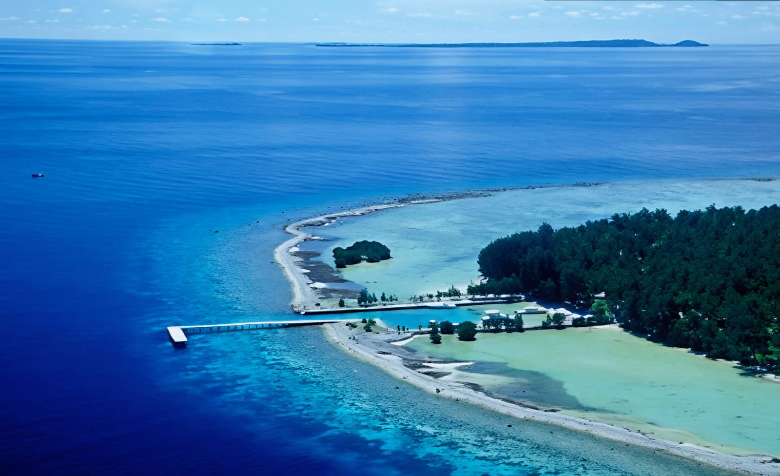 Rencanakan Island Hopping Karimunjawa dengan Tempo Santai agar Liburan Lebih Berkualitas