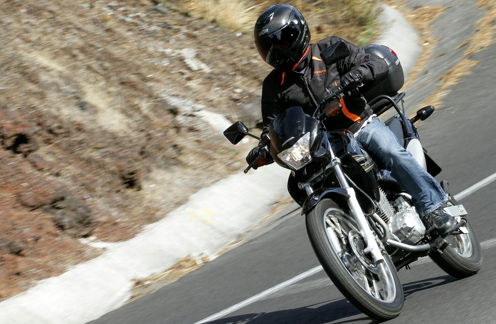 Touring Motor yang Aman Dimulai dari Persiapan, Bukan Kecepatan