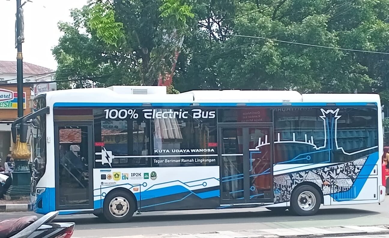 Bogor Siapkan Bus Listrik ke Depok dan Puncak, Transportasi Wisata Jadi Perhatian