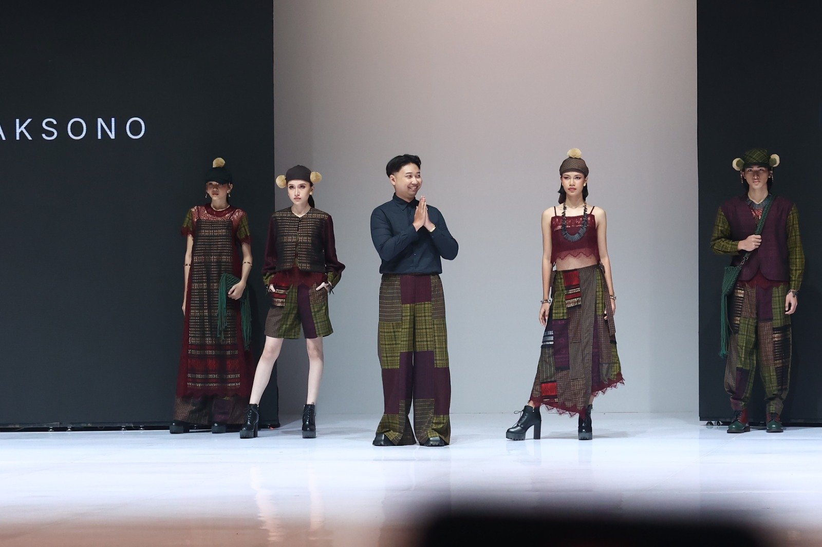 Aureate Collection Tampil Memukau di Indonesia Fashion Week 2026, Rayakan Keindahan yang Terbentuk oleh Waktu