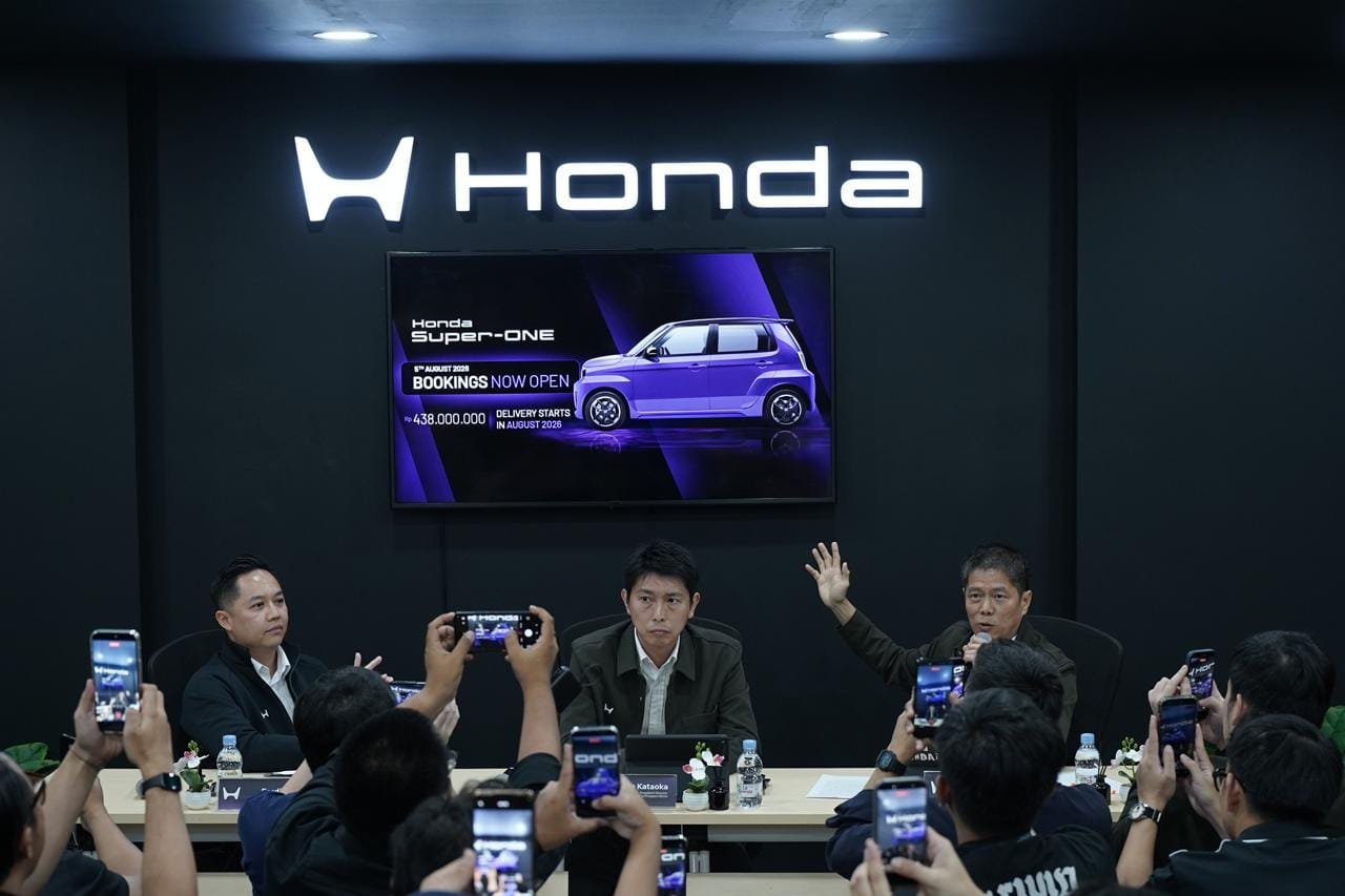 Honda Mulai Buka Pemesanan Super-ONE, Tonggak Awal Lini Kendaraan Listrik Honda di Indonesia