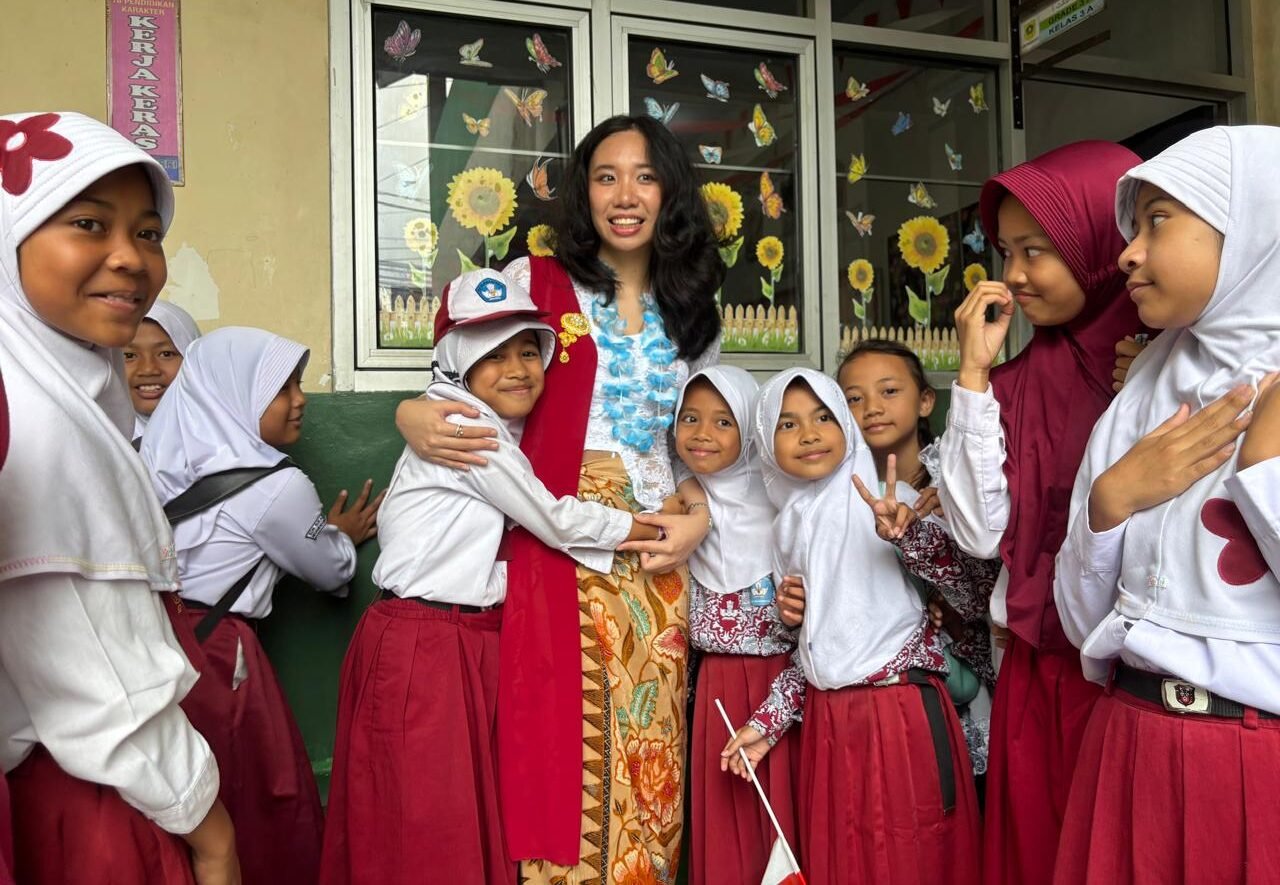 Princess Natasha Dematra Terima Mother Teresa Award atas Kiprah di Bidang Perdamaian dan Kemanusiaan