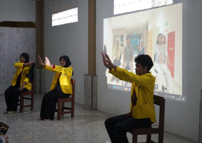 Dari Kampus ke Masyarakat, Vokasi UI Bekali Lansia dengan Pengetahuan Cegah Neuropati akibat Diabetes