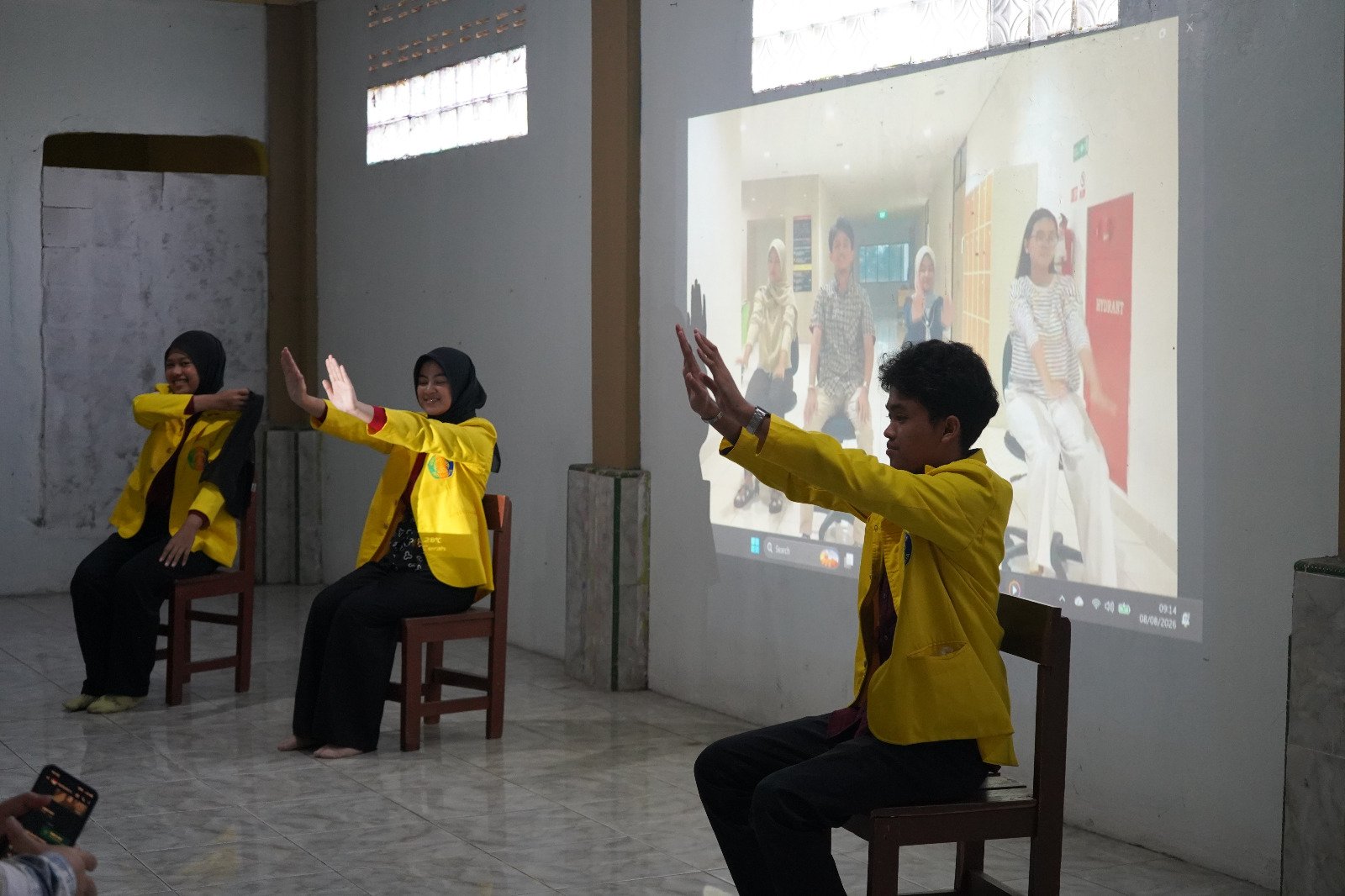 Dari Kampus ke Masyarakat, Vokasi UI Bekali Lansia dengan Pengetahuan Cegah Neuropati akibat Diabetes