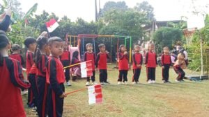 Lomba Agustusan TK Plus Putra Bangsa Jadi Ruang Mengenalkan Nasionalisme Sejak Dini