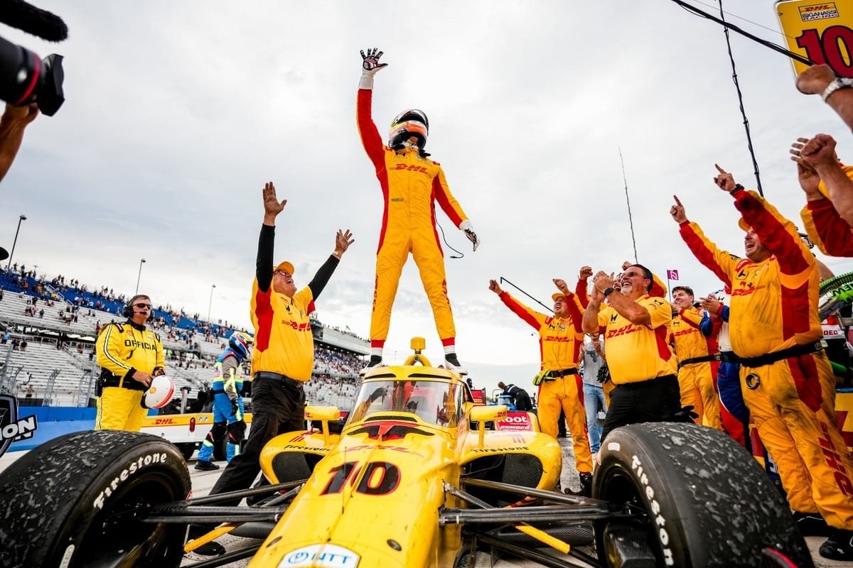 Tiga Gelar dalam Satu Musim: Honda dan Alex Palou Menutup IndyCar 2026 dengan Dominasi