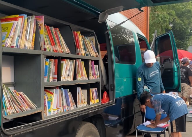 Dekatkan Layanan Literasi, Perpustakaan Keliling Sambangi CFD Tegar Beriman