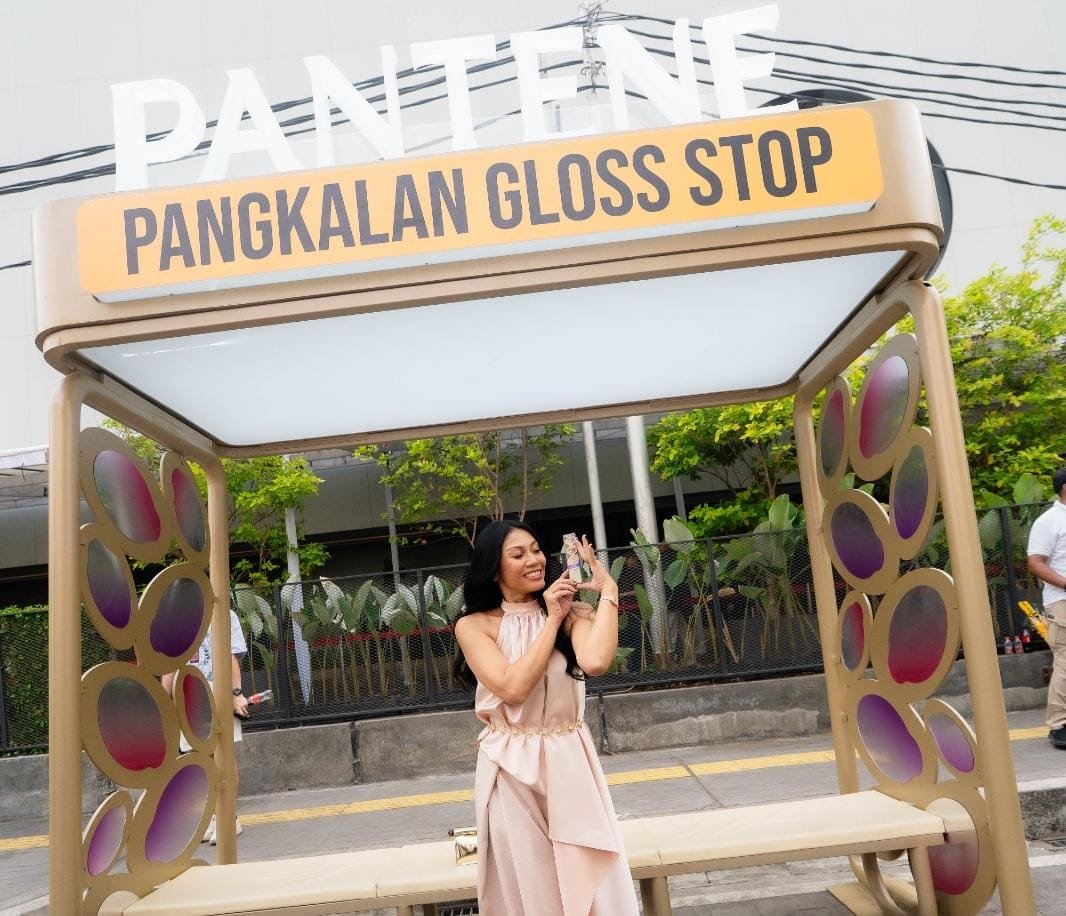 Pantene Bawa Pengalaman “Click & Gloss” ke Island Girl Pop Up Experience