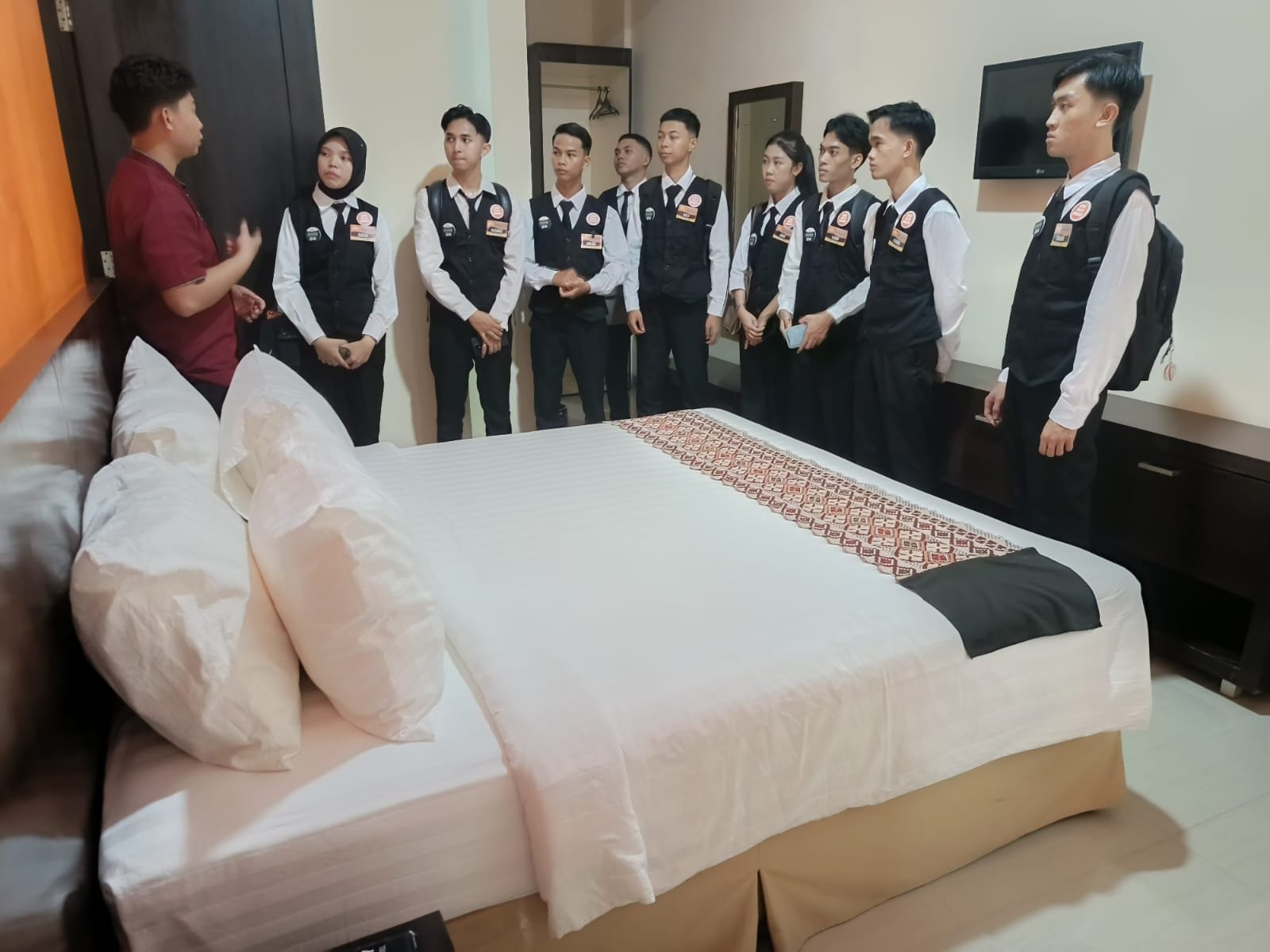 Dari Teori ke Industri, Aero Astra Akademia Siapkan Siswa Hadapi Dunia Perhotelan