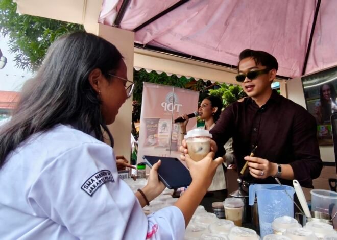 TOP Coffee Bawa Budaya Berbagi Kopi ke 4 Kota pada Hari Kopi Sedunia