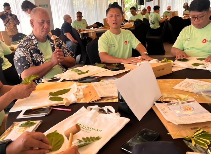 Ecoprint, Ketika Daun dan Bunga Menjadi Bagian dari Industri Kreatif dan Pariwisata