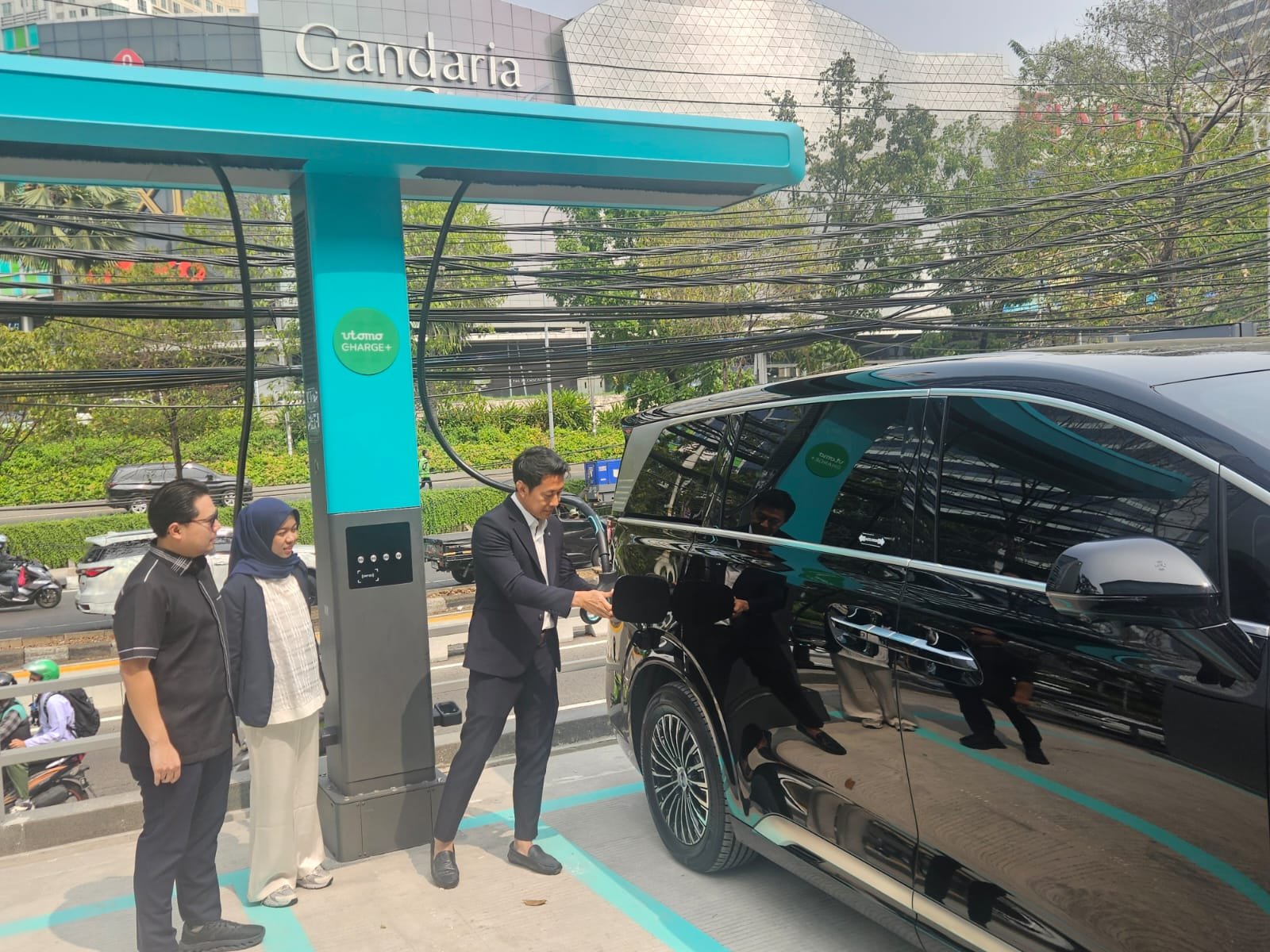 Flash Charging BYD Dorong Kebutuhan Infrastruktur Energi Baru, Utomo Charge+ Siapkan Kolaborasi