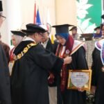 UNB Wisuda 120 Lulusan, Tekankan Kontribusi bagi Masyarakat dan Ekonomi Nasional