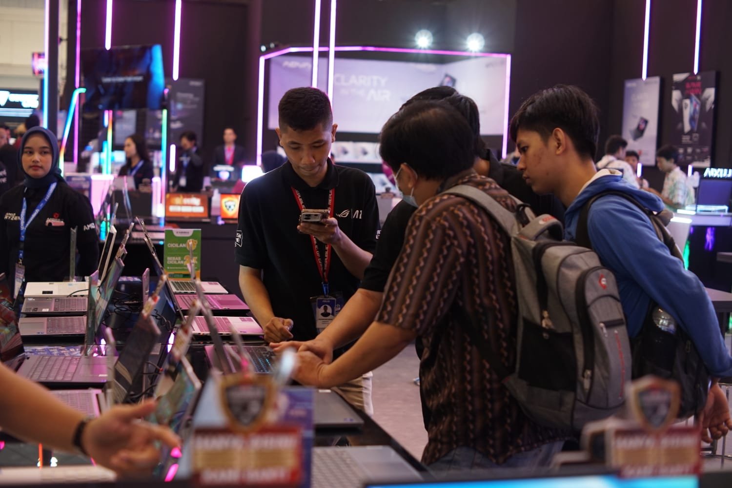 INDOCOMTECH 2026 Padukan Promo Teknologi, Esports, dan Lelang Elektronik